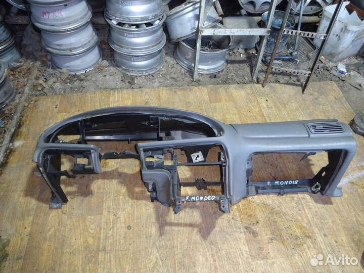Торпедо Ford Mondeo I 1993-1996