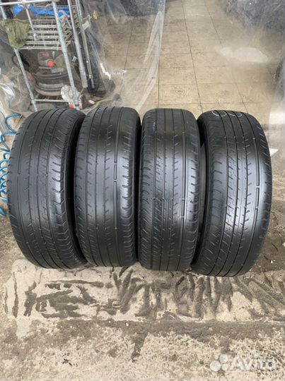 Dunlop Grandtrek ST30 225/60 R18