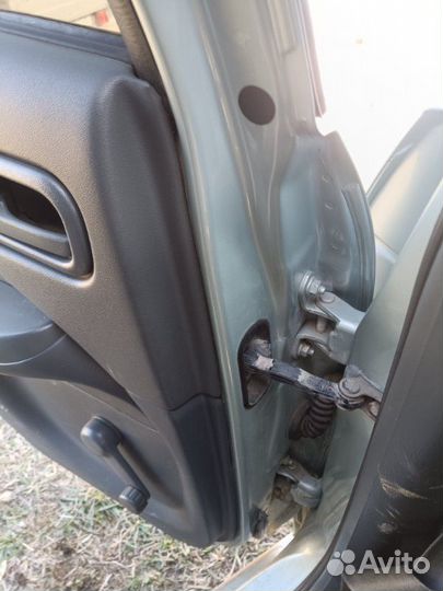 Дверь задняя левая Nissan Almera Classic B10