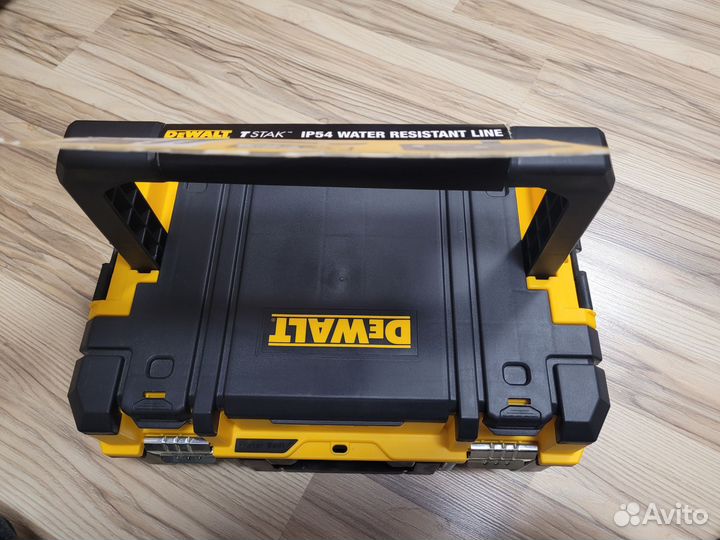Ящик для инструмента кейс DeWalt Tstak