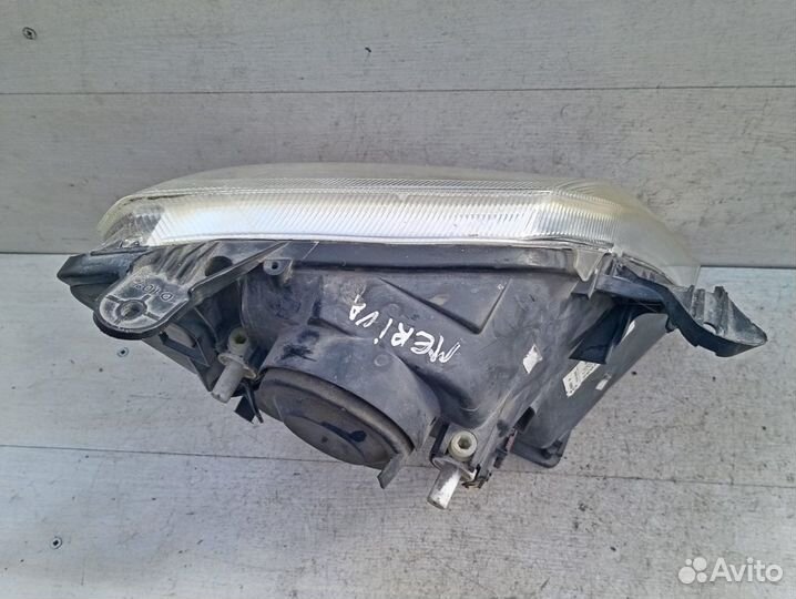 Фара передняя для Opel Meriva A 93175364