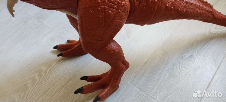 Jurassic world коллоссальный карнотавр Торо
