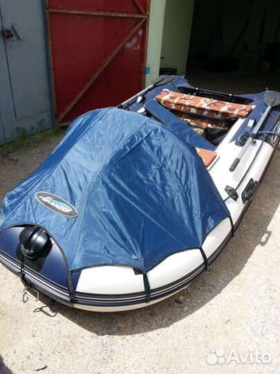 Лодка Гладиатор C330AL