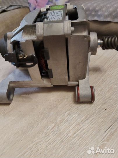 Двигататель стиральной машины