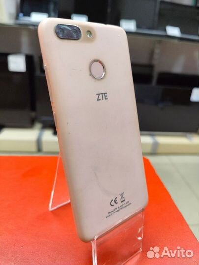 ZTE Blade V9 Vita, 3/32 ГБ