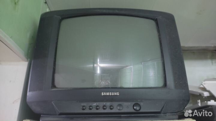 Телевизор samsung