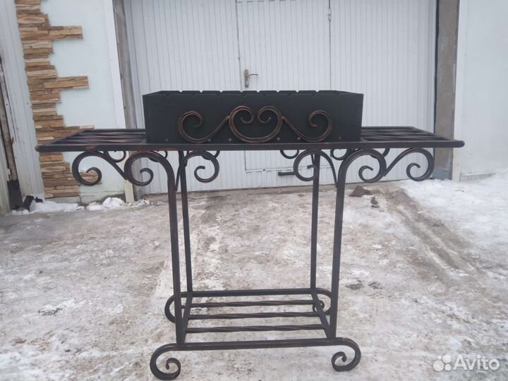 Мангал из холодной ковки
