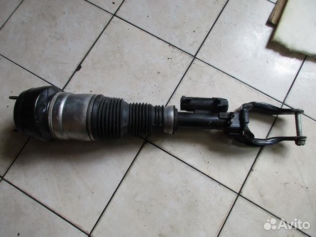 Пневмостойка передняя w166 GLS-class