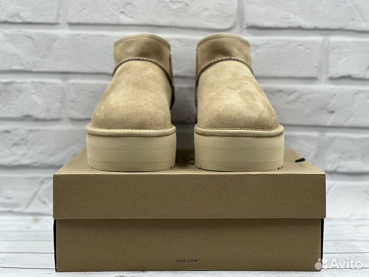 Угги на платформе UGG Classic Ultra Mini Platform