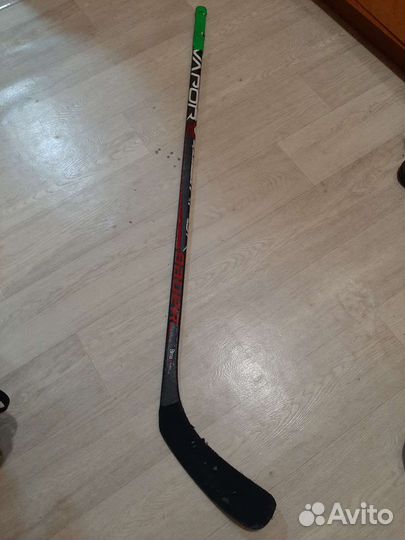 Клюшка хоккейная