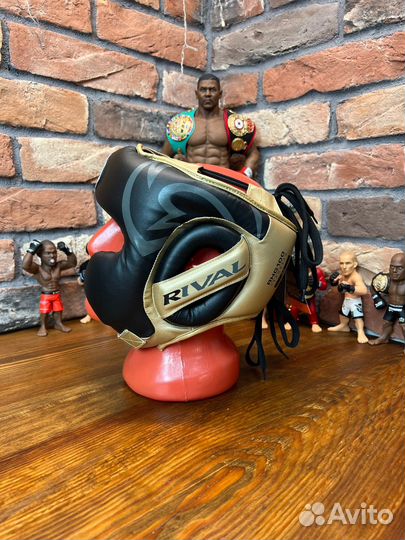 Боксерский шлем Rival
