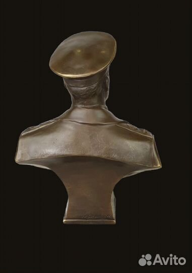 Бюст бронзовый 