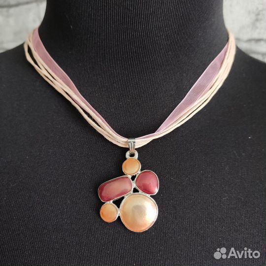 Новые подвески и кулоны