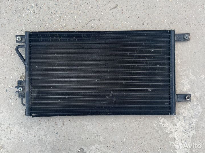 Радиатор кондиционера Mitsubishi pajero sport