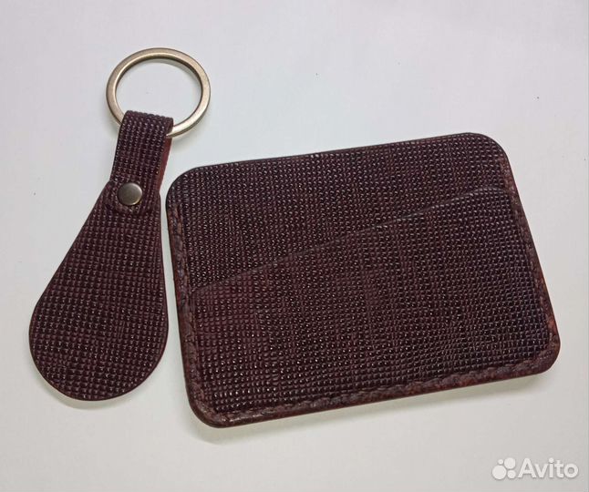Картхолдер и брелок