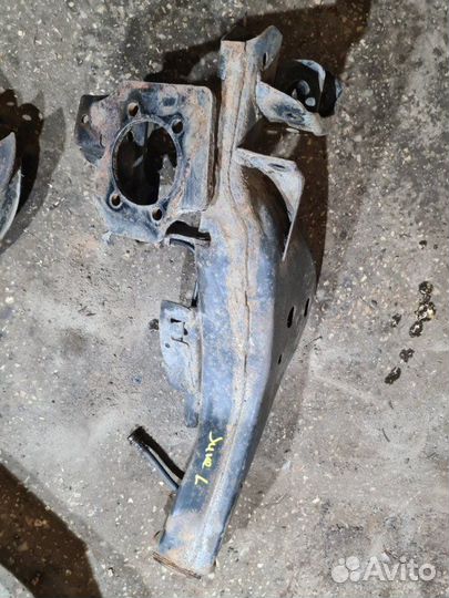 Рычаг продольный задний левый Nissan Juke F15 1.6