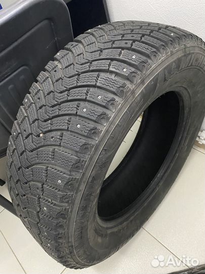 Michelin Latitude X-Ice North 235/65 R17