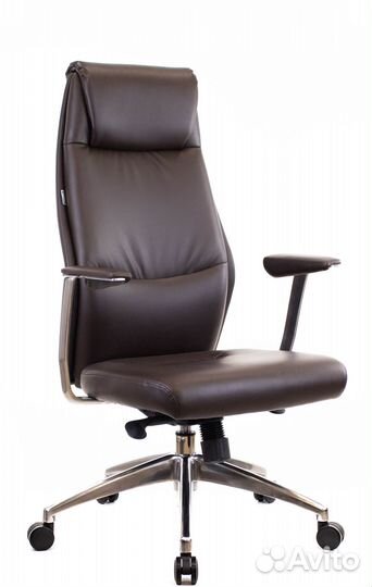 Офисное кресло