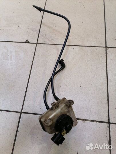 Бачок для тормозной жидкости Ford Focus 1