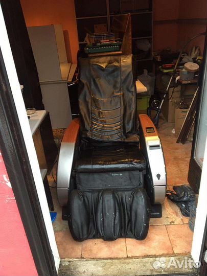 Массажное кресло