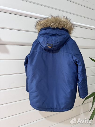Парка демисезонная на мальчика H&M 5-6лет