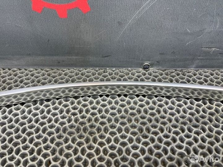 Молдинг крыши левый Volkswagen Touareg 7LA 2.5 BAC