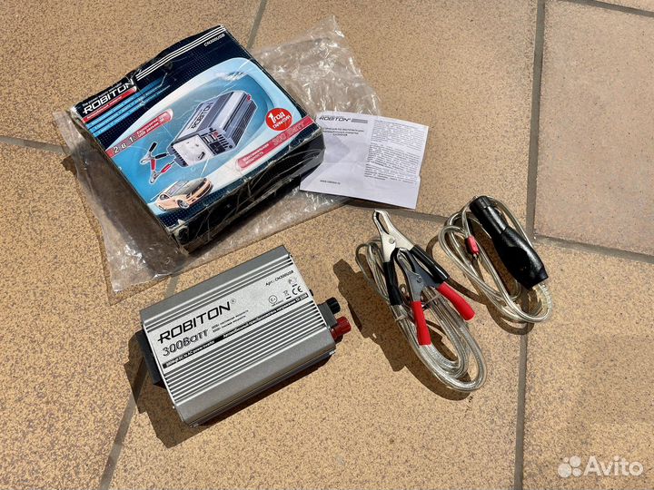 Автомобильный инвертор Robiton CN300USB