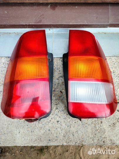 Фонарь задний правый Mitsubishi Space Star 4G13