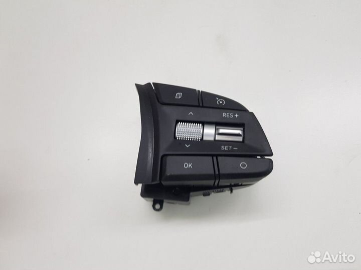 Блок кнопок на руль (правые) (Genesis G70)