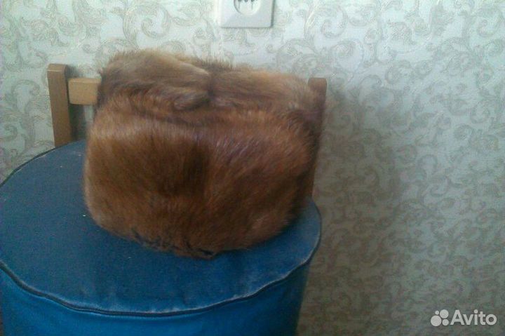 Шапки норковая и ондатровая