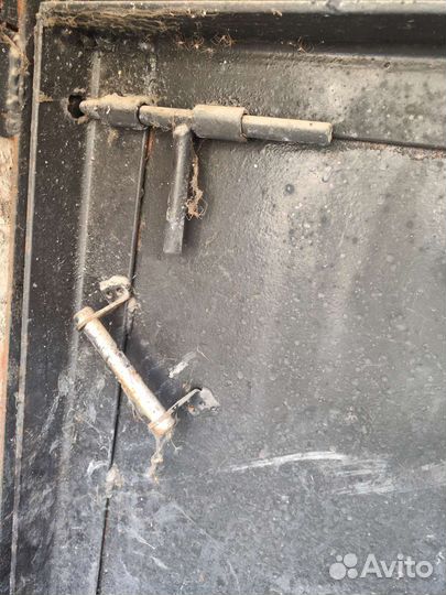 Металлическая дверь бу