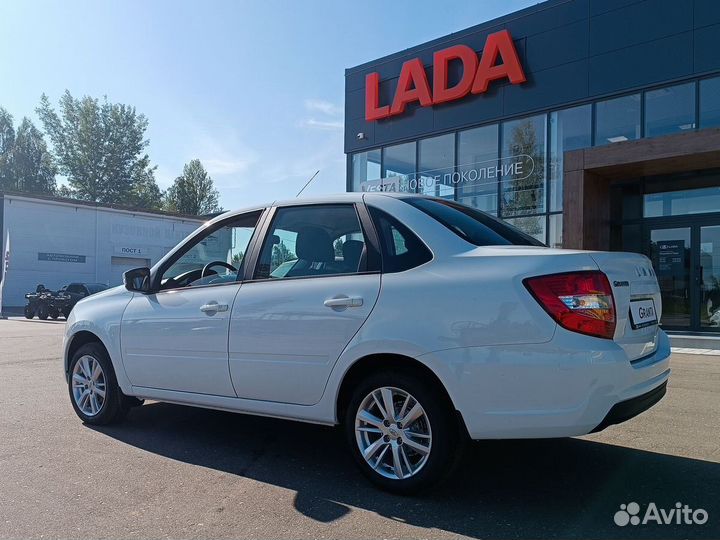 LADA Granta 1.6 МТ, 2023