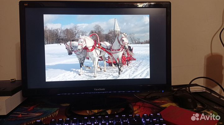 Монитор Viewsonic
