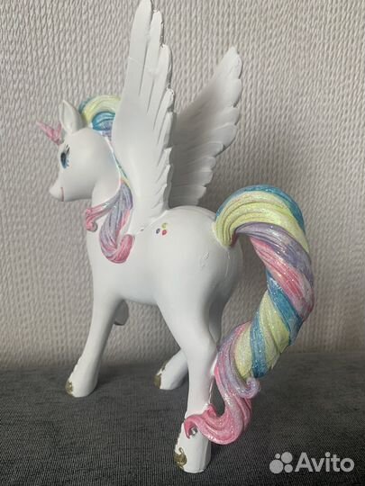 Статуэтка Единорог