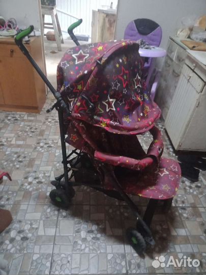 Прогулочная коляска трость