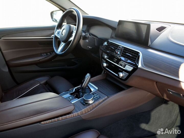 BMW 5 серия 2.0 AT, 2020, 80 000 км