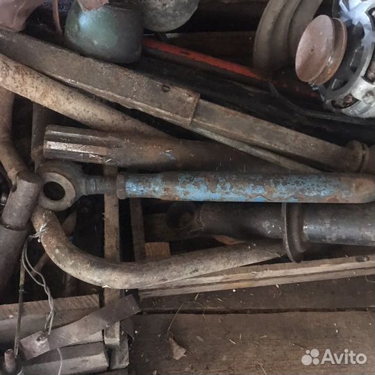 Запчасти к трактору сороковке