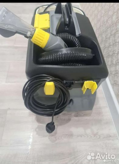 Аренда моющего пылесоса karcher