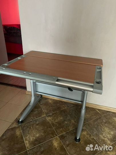 Детская растущая парта