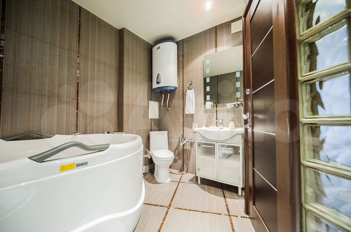 2-к. квартира, 60,5 м², 9/16 эт.