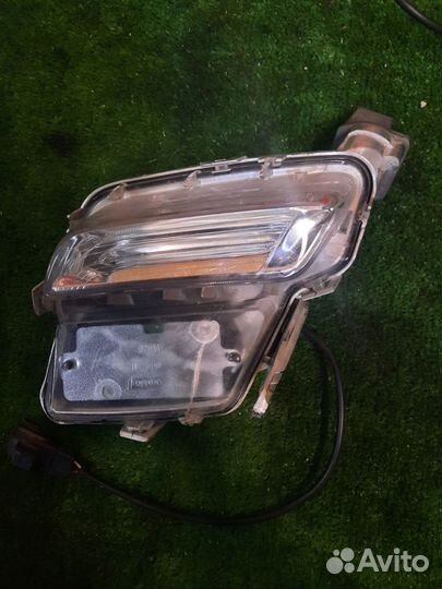 Дневной ходовой огонь правый Volvo XC60 2013-2017