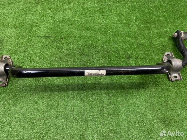 Стабилизатор передний Mercedes E-Class W213