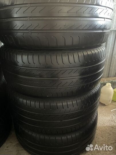 GT Radial Champiro FE1 225/55 R17