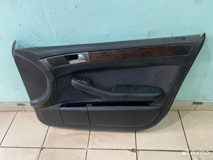 Обшивка двери передняя правая audi А6 С5