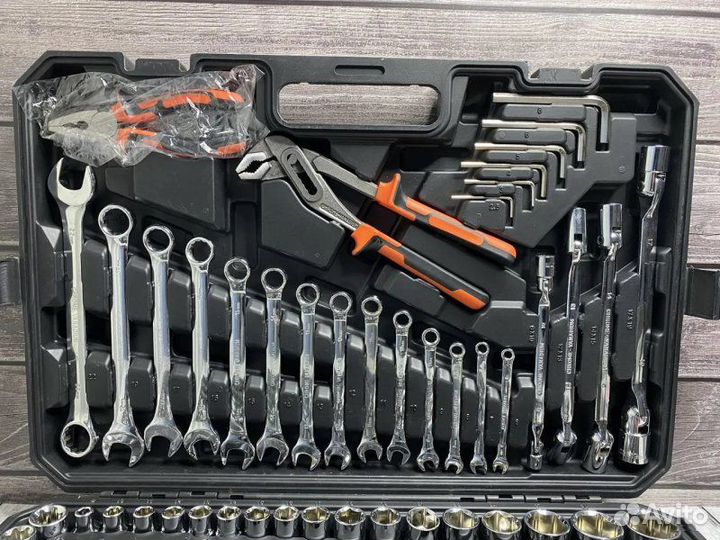 Набор инструментов 137 предметов подарок мужчине