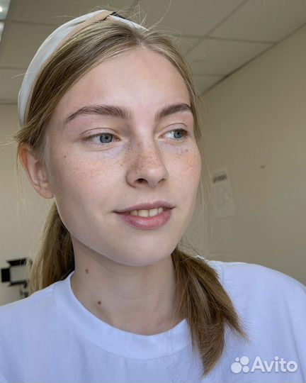 Мастер бровист