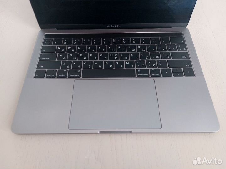 Macbook Pro 13 2019 i7 2.7ghz/16gb/512gb/как новый