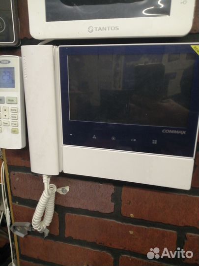 Установка домофонов, видеодомофонов в Москве