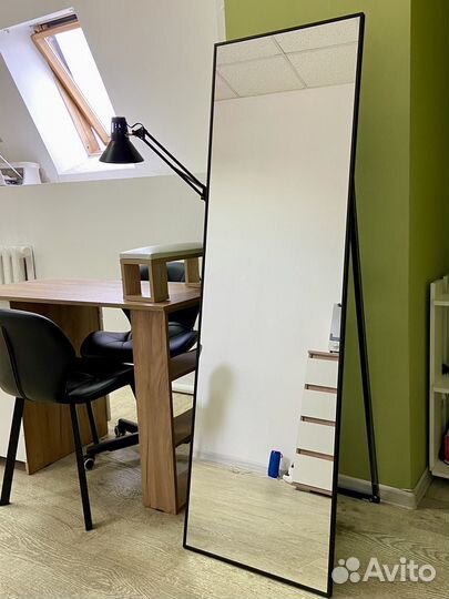 Аренда места мастера маникюра