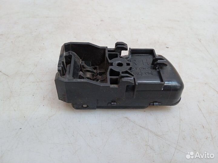 Ручка двери внутренняя правая Nissan Primera P11